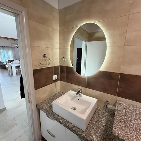 Black Marlin Luxury Penthouse *